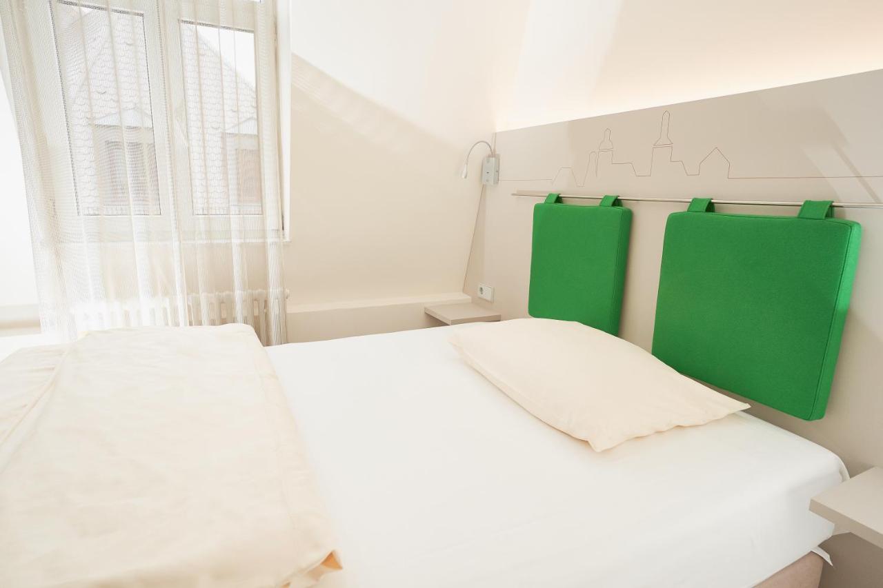 Stadthotel Engel Ettlingen Eksteriør bilde